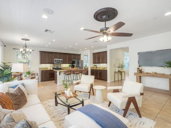 629 Amarra Lane, Vista, CA 92083