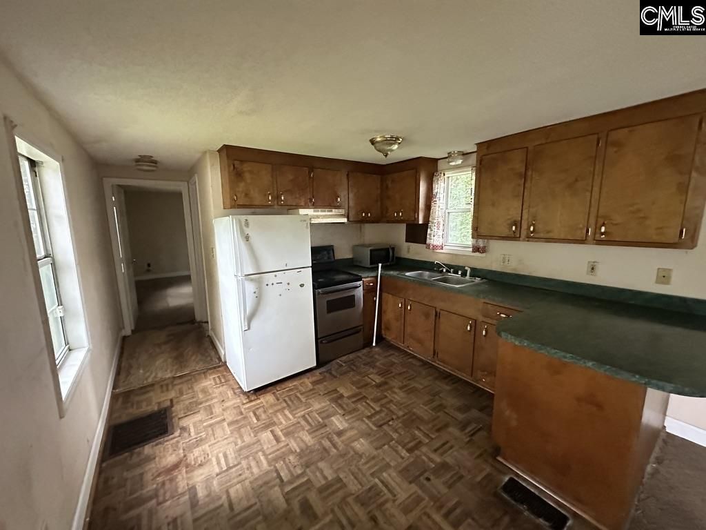 102 Ferrell Drive Photo 25