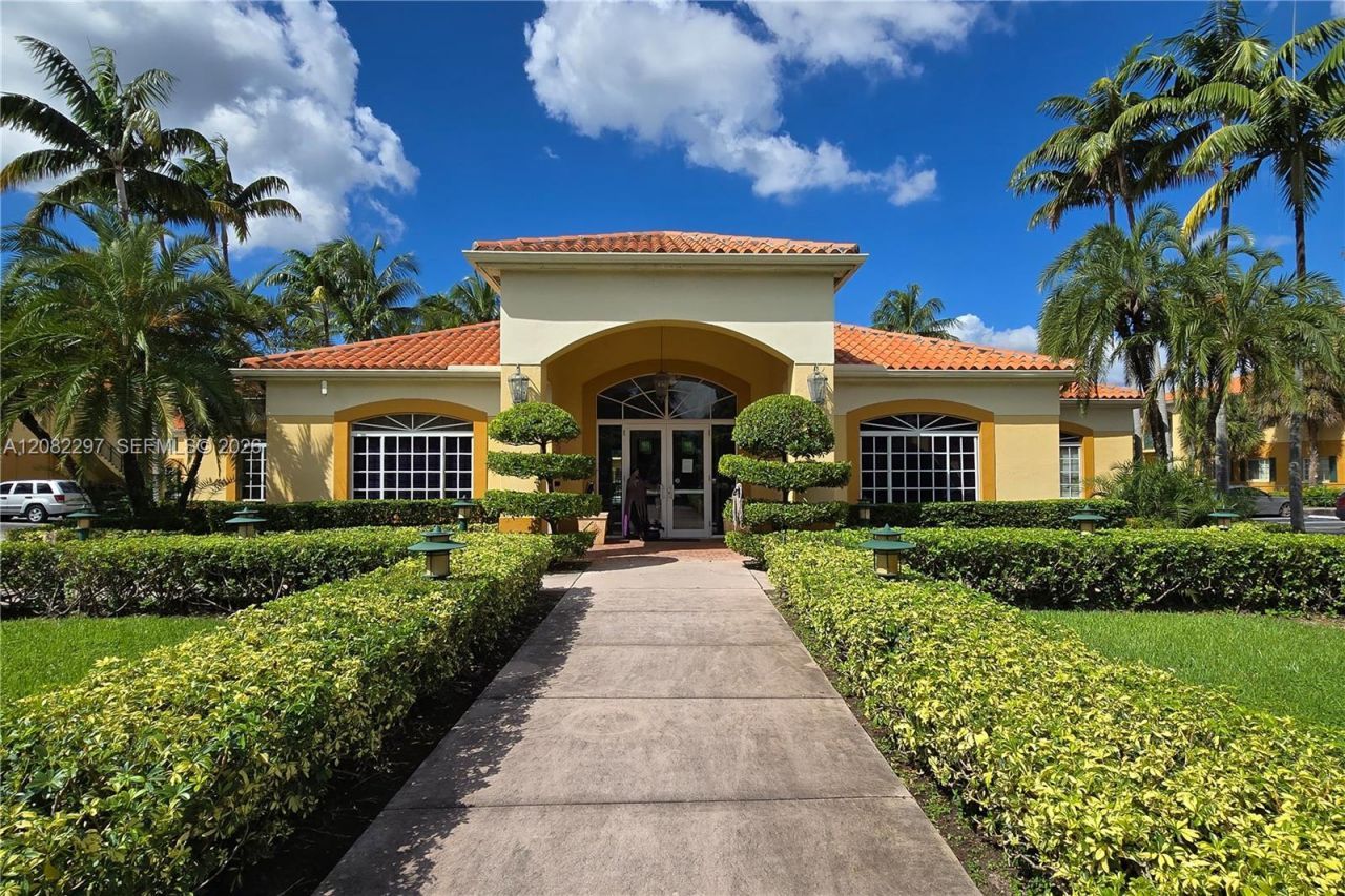 7280 NW 114th Ave, Unit 201-8, Doral, FL 33178 Photo