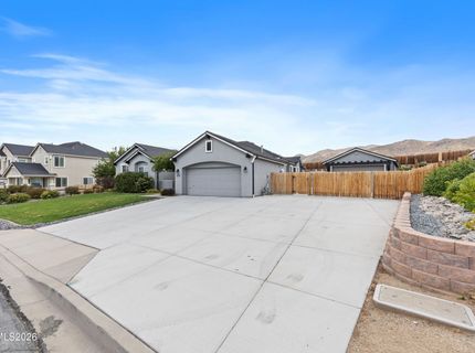 1139 Fuggles Drive, Sparks, NV 89441 Photo