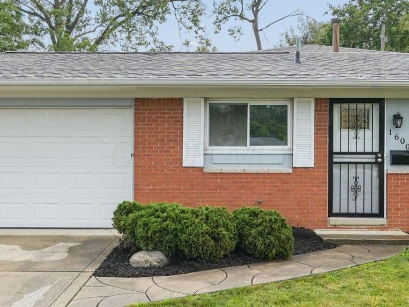 1600 Deporres Drive, Columbus, OH 43219 Photo 4