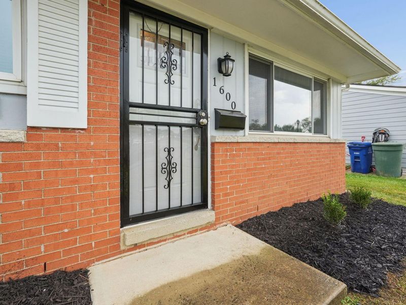 1600 Deporres Drive, Columbus, OH 43219 Photo 7