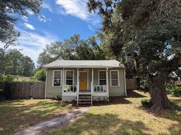 702 Green Street, Fort Walton Beach, FL 32547