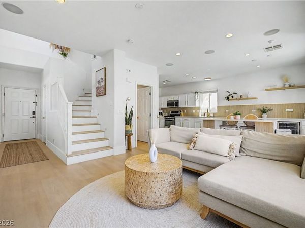10147 Dragons Meadow Court, Las Vegas, NV 89148
