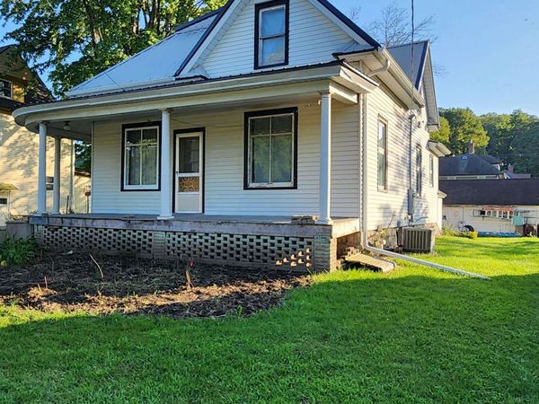703 N. Main Street, Elkader, IA 52043