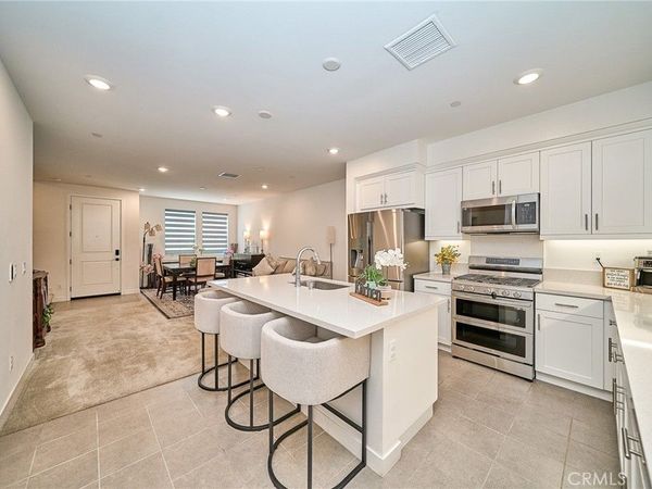 10526 Triple Crown Lane, Cypress, CA 90720