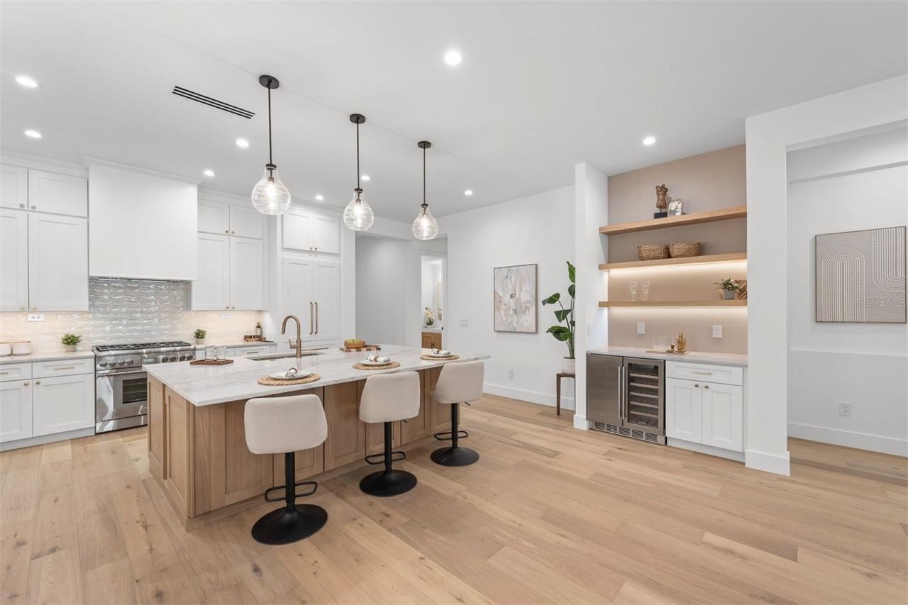 10 W Harvard Street, Orlando, FL 32804 Photo