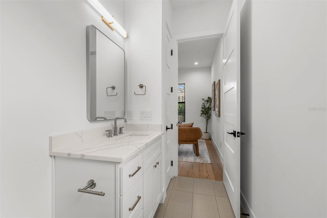 10 W Harvard Street, Orlando, FL 32804 Photo