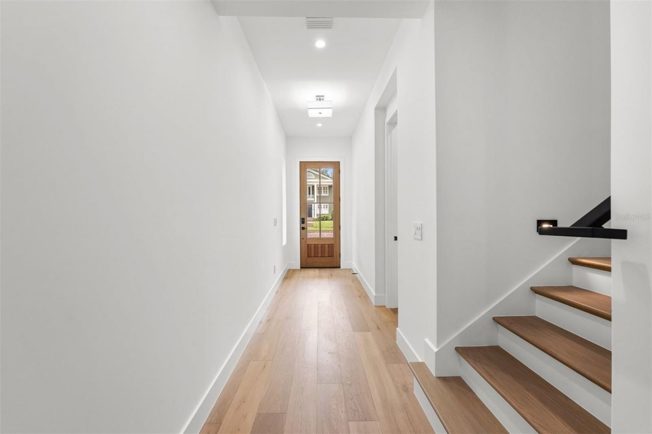 10 W Harvard Street, Orlando, FL 32804 Photo