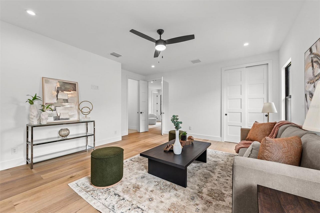 10 W Harvard Street, Orlando, FL 32804 Photo