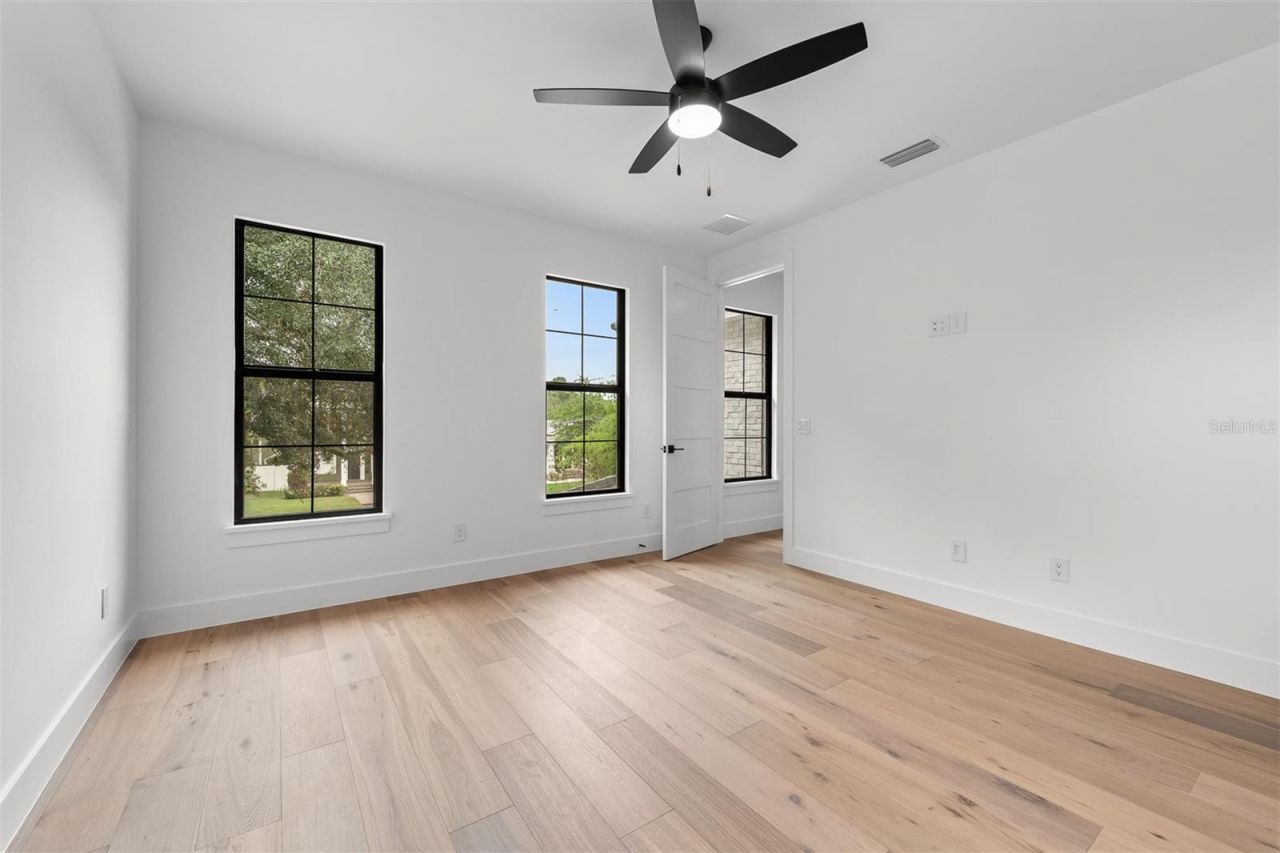 10 W Harvard Street, Orlando, FL 32804 Photo