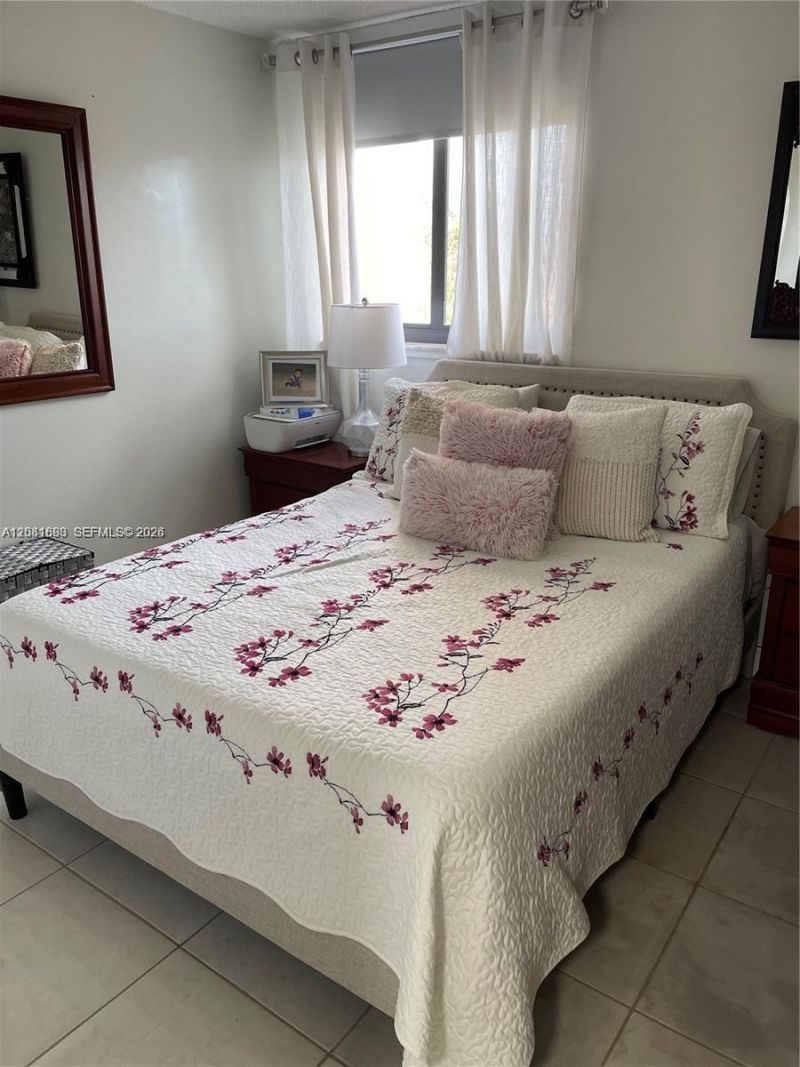 9410 W Flagler St , Unit 410, Miami, FL 33174 Photo