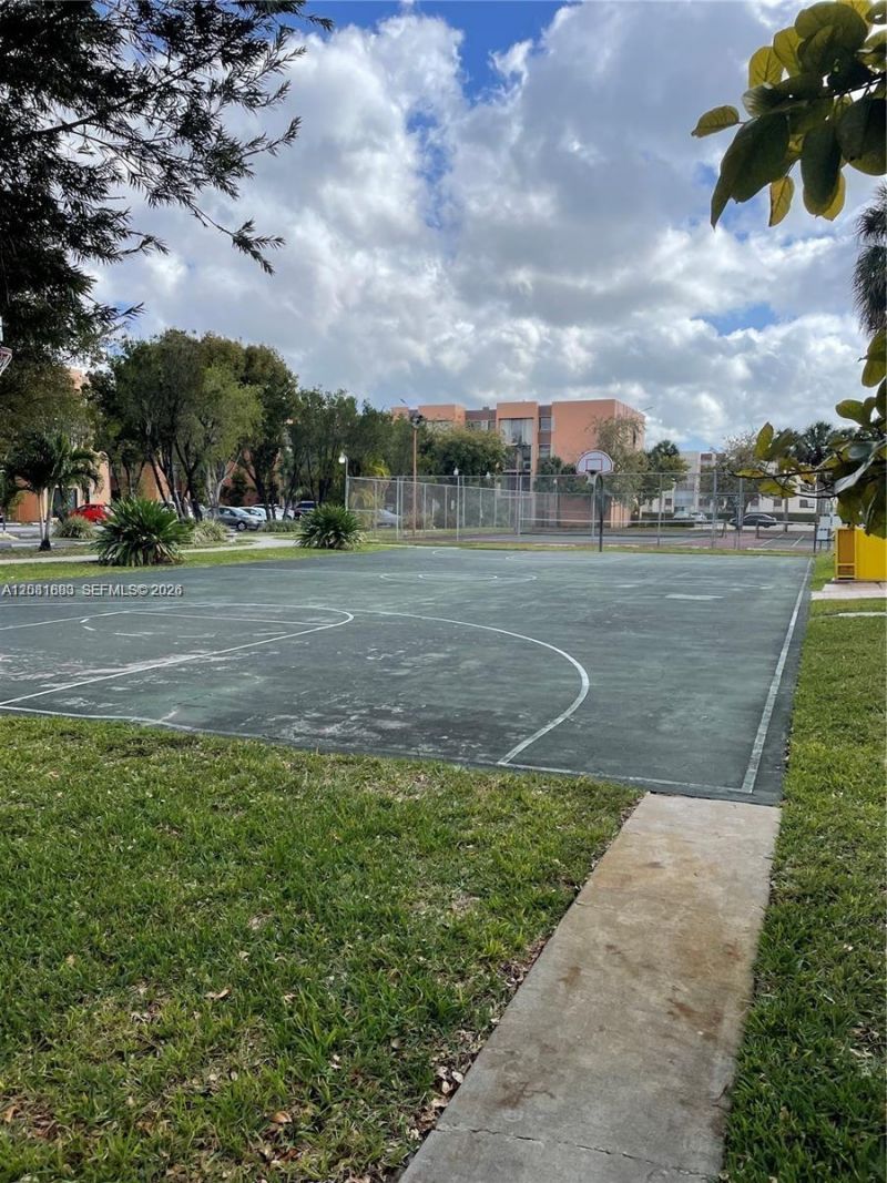 9410 W Flagler St , Unit 410, Miami, FL 33174 Photo