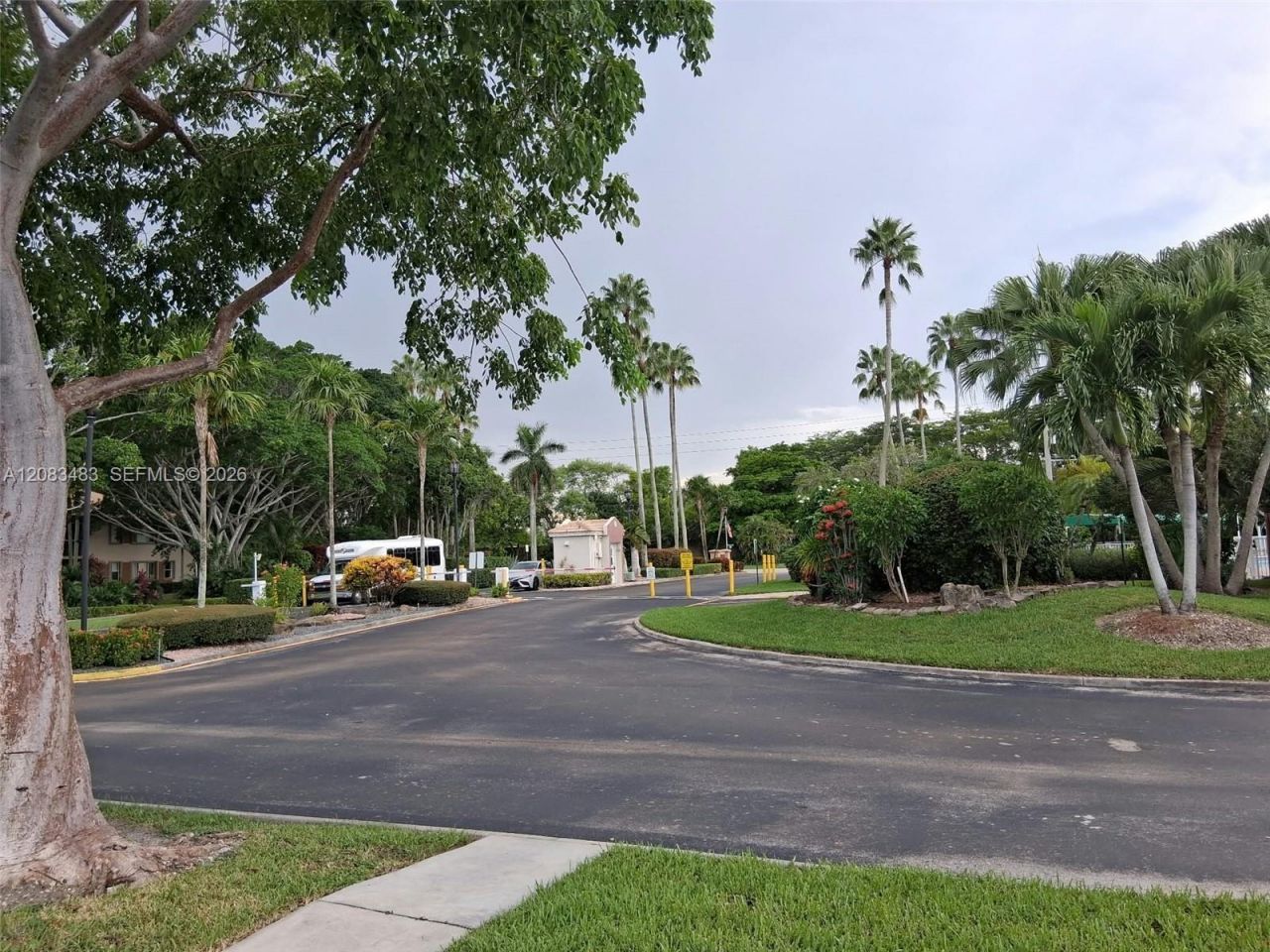 7245 S Devon Dr , Unit 112, Tamarac, FL 33321 Photo