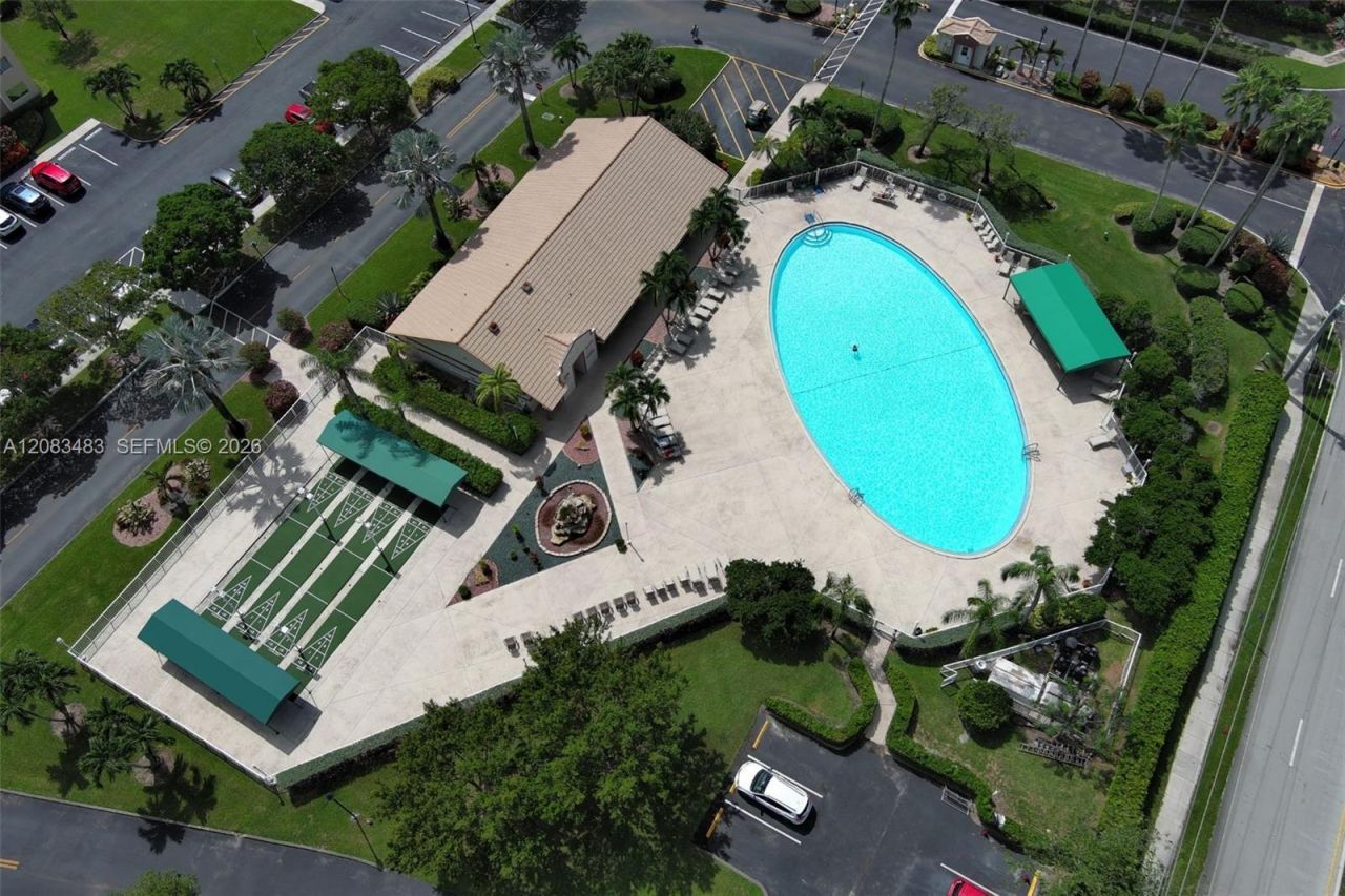 7245 S Devon Dr , Unit 112, Tamarac, FL 33321 Photo