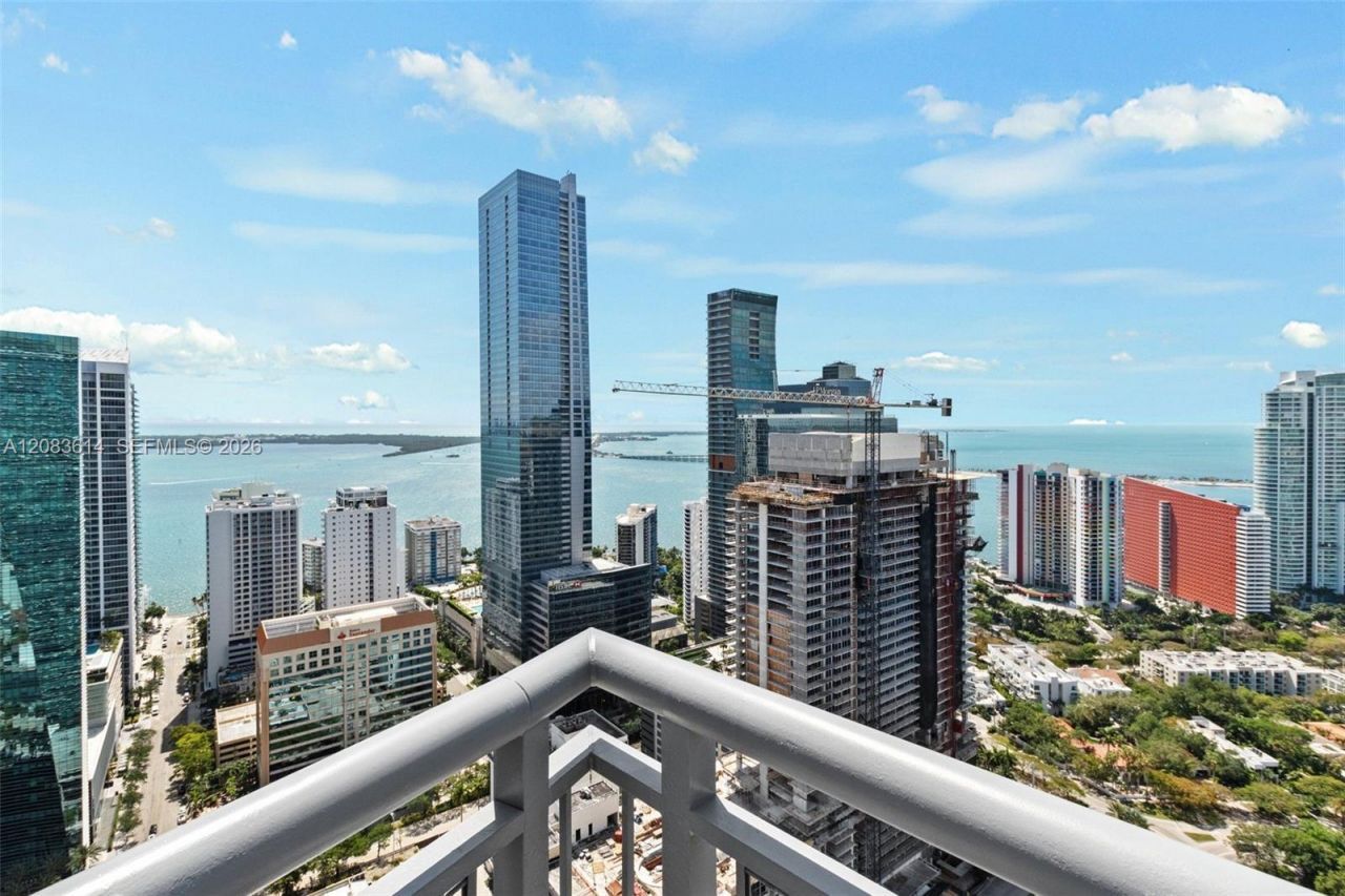 60 SW 13th St , Unit 3800, Miami, FL 33130 Photo