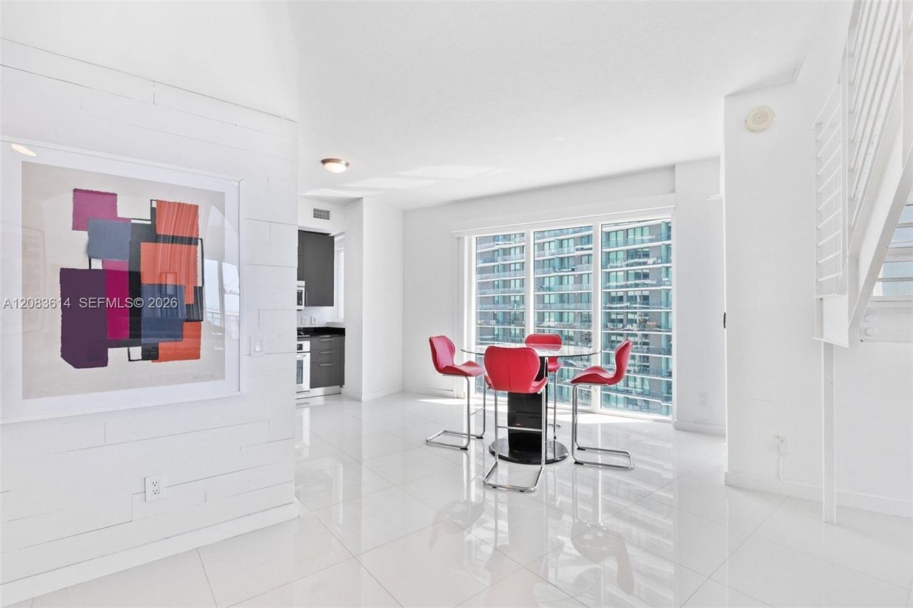 60 SW 13th St , Unit 3800, Miami, FL 33130 Photo