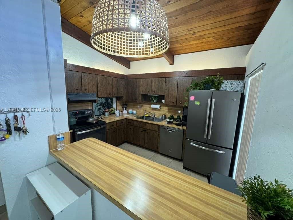 332 Briarwood Cir, Unit 2-19, Hollywood, FL 33024 Photo