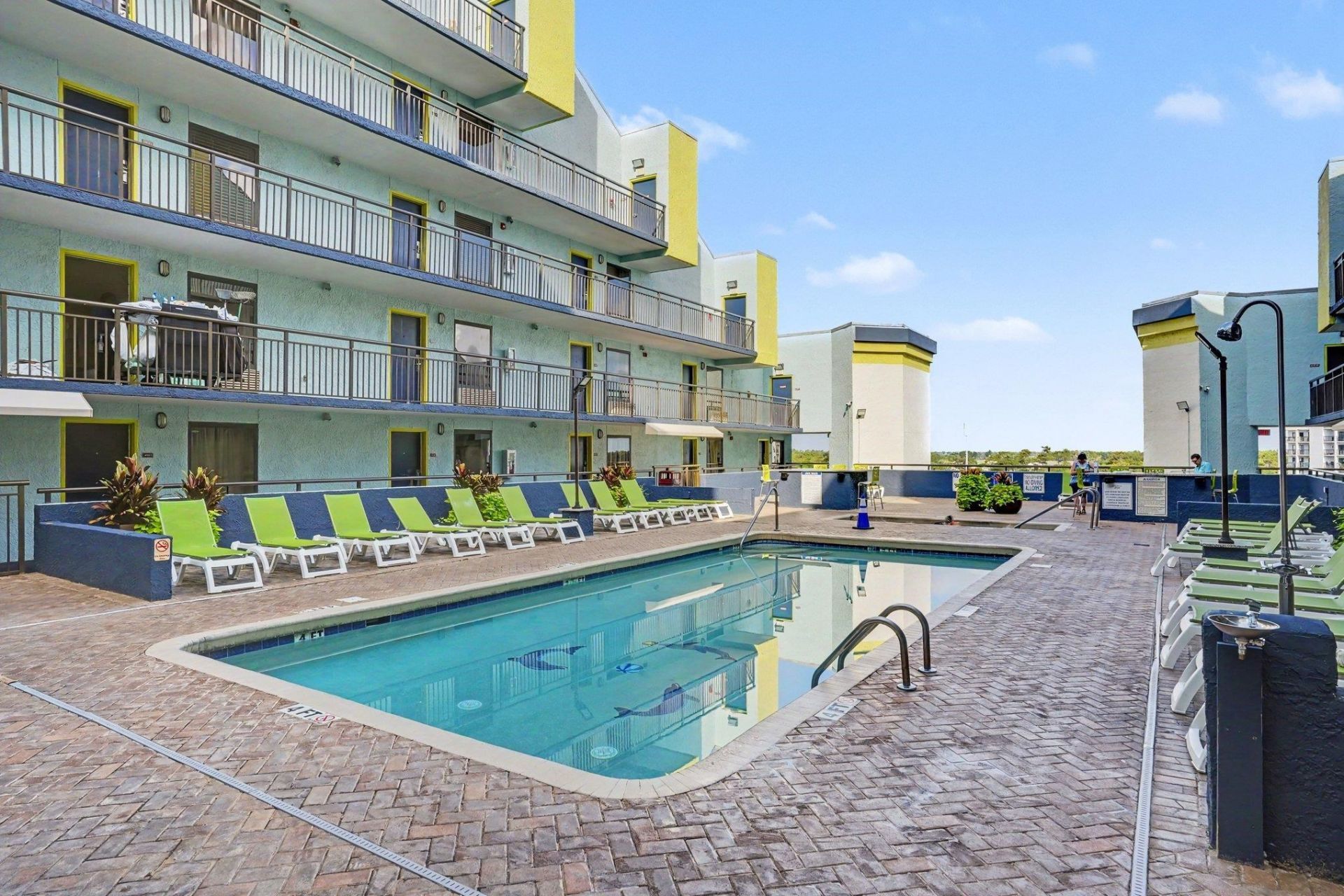 6804 N Ocean Blvd. N Photo 25