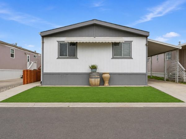 6601 Eucalytus Drive, Unit 303, Bakersfield, CA 93306