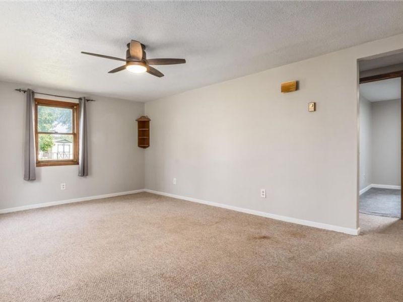 6140 Georgia Road, Nashport, OH 43830 Photo 2