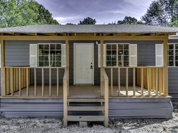 122 Hull Drive, Magee, MS 39111