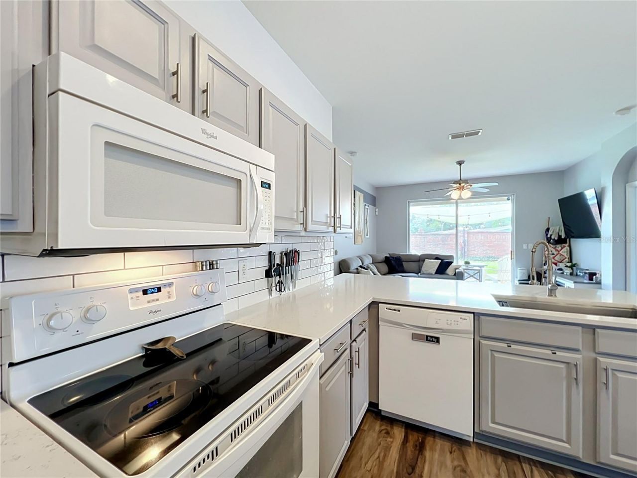 912 Magnolia Blossom Court , Apopka, FL 32712 Photo