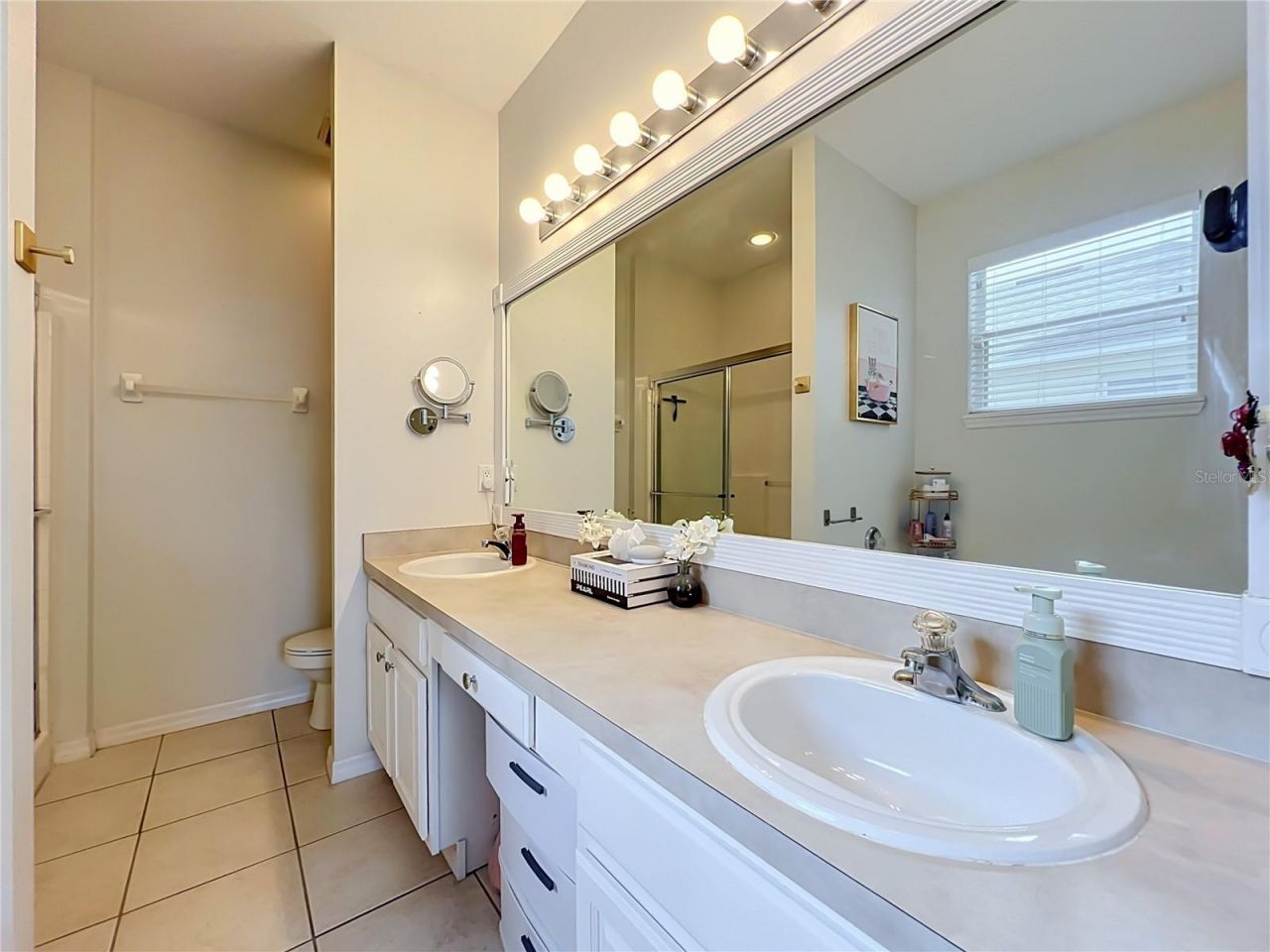 912 Magnolia Blossom Court , Apopka, FL 32712 Photo