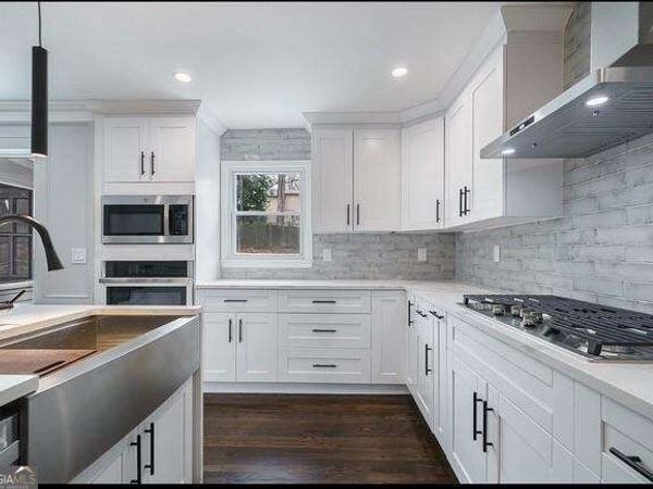 3655 Wassaw Lane, Berkeley Lake, GA 30096