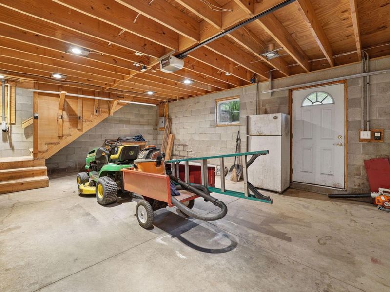 405 1/2 W Maple St Street, Granville, OH 43023 Photo 37