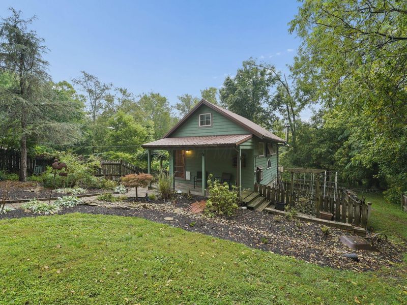 405 1/2 W Maple St Street, Granville, OH 43023 Photo 40
