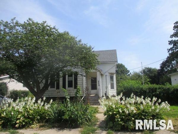 925 Bateman Street, Galesburg, IL 61401