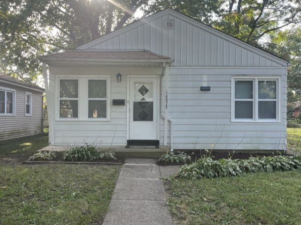 16872 Shea Avenue , Hazel Crest, IL 60429