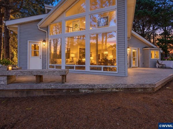 6765 Glen Av, Gleneden Beach, OR 97388