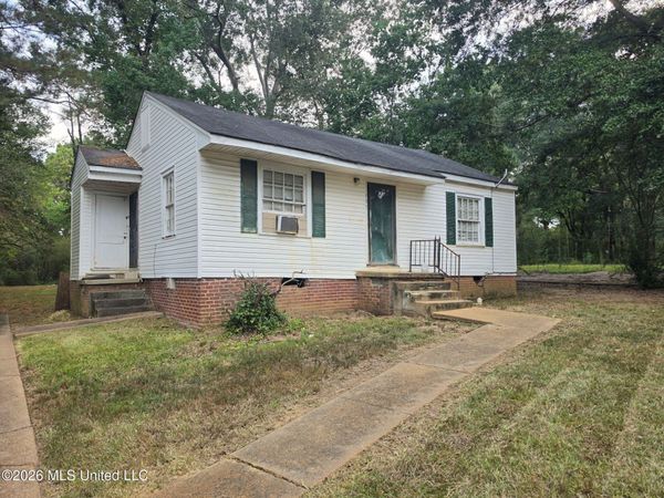 959 Combs Street, Jackson, MS 39204