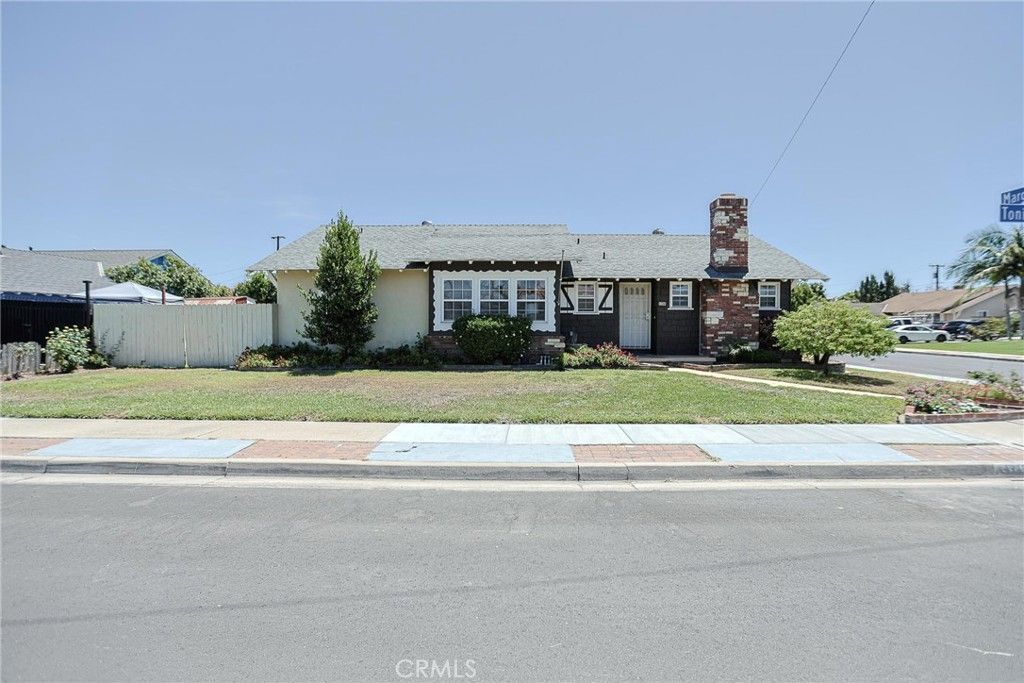 1316 W Tonia, Anaheim, CA 92802 Main Photo