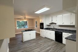 125 Windwood Drive photo 4