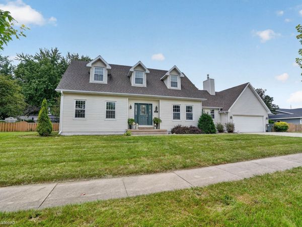 517 Jessica Lane, Cedar Falls, IA 50613