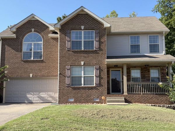 2897 Sharpie Dr, Clarksville, TN 37040