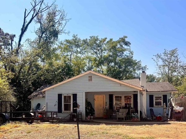 3016 Woodward Ave, Florence, AL 35630