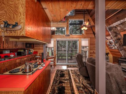 1750 Spring Creek Road, Unit 18, South Lake Tahoe, CA 96150 Photo