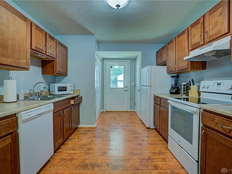 2840 Fields Avenue, Kettering, OH 45420 Photo 3
