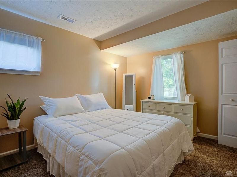 2840 Fields Avenue, Kettering, OH 45420 Photo 6