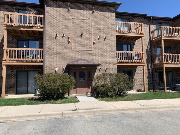 2254 Abbeywood Drive , Unit A, Lisle, IL 60532
