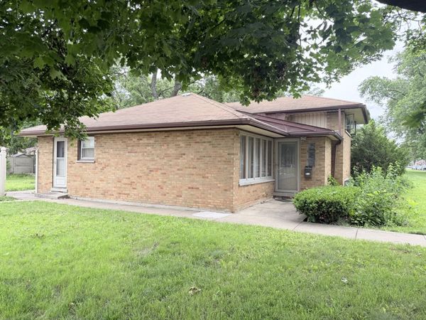 12201 S Elizabeth Street, Chicago, IL 60643