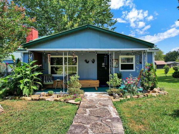 6870 Highway 108, Whitwell, TN 37397