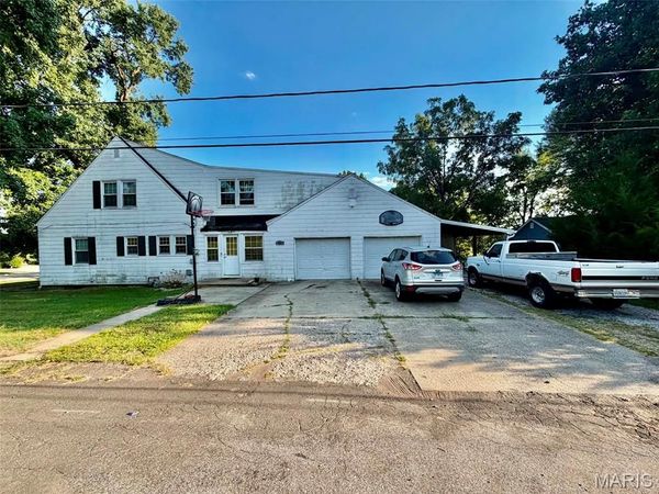 407 S 9th Street , East Alton, IL 62024