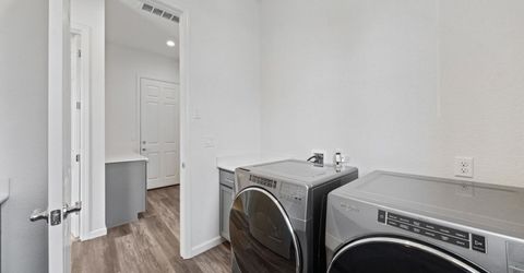 7348 Oakmont Lane, Sparks, NV 89436 Photo