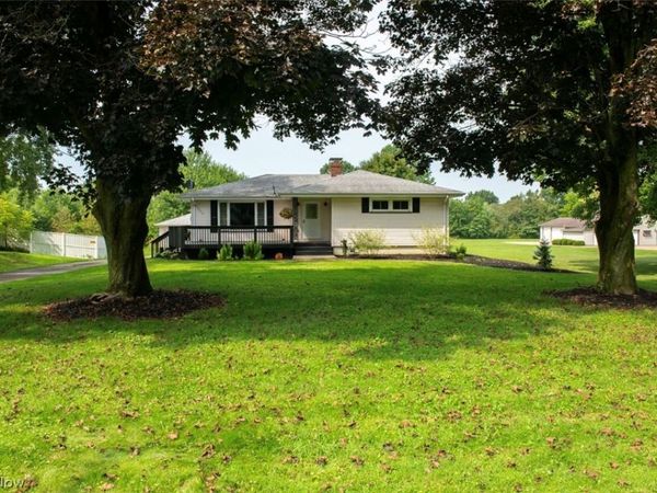 1575 Niles Cortland Road NE, Warren, OH 44484