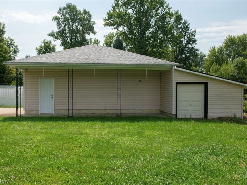1575 Niles Cortland Road NE, Warren, OH 44484 Photo 25